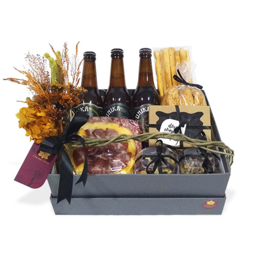 caixa de cervejas e petiscos box beer