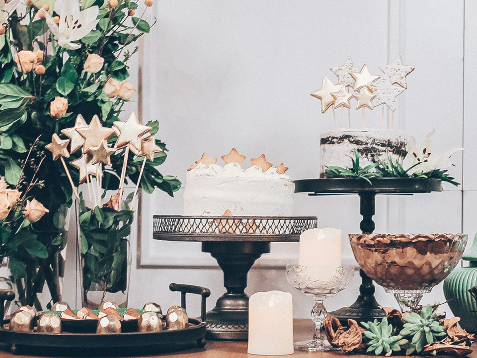 aniversário de um ano da cia das flores vitrine floricultura em são josé sc