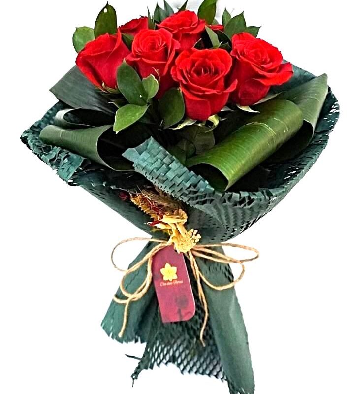 BUQUE TRADICIONAL 8 ROSAS